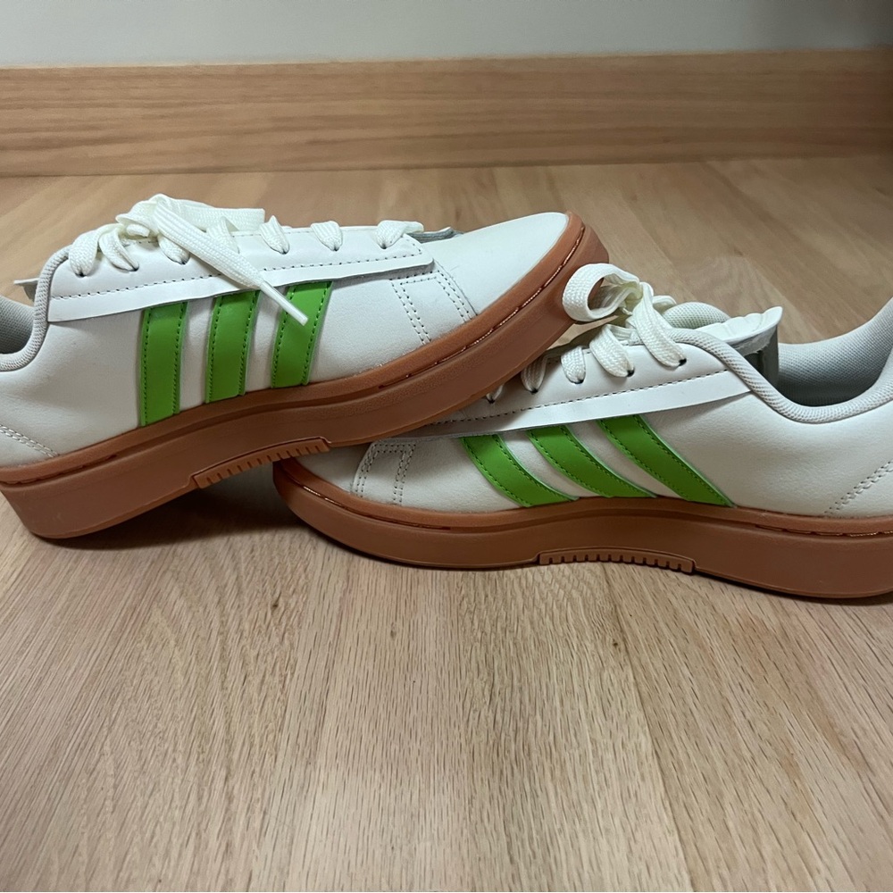 adidas Women's Sneakers in White and Green